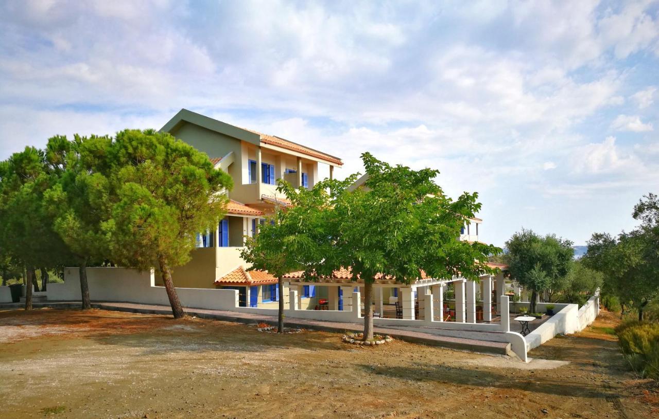 Olive Bay Hilltop Apartments Đảo Amolianí Ngoại thất bức ảnh