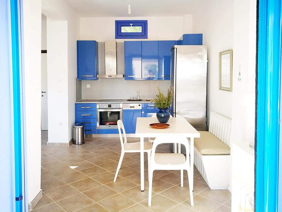 Olive Bay Hilltop Apartments Đảo Amolianí Ngoại thất bức ảnh