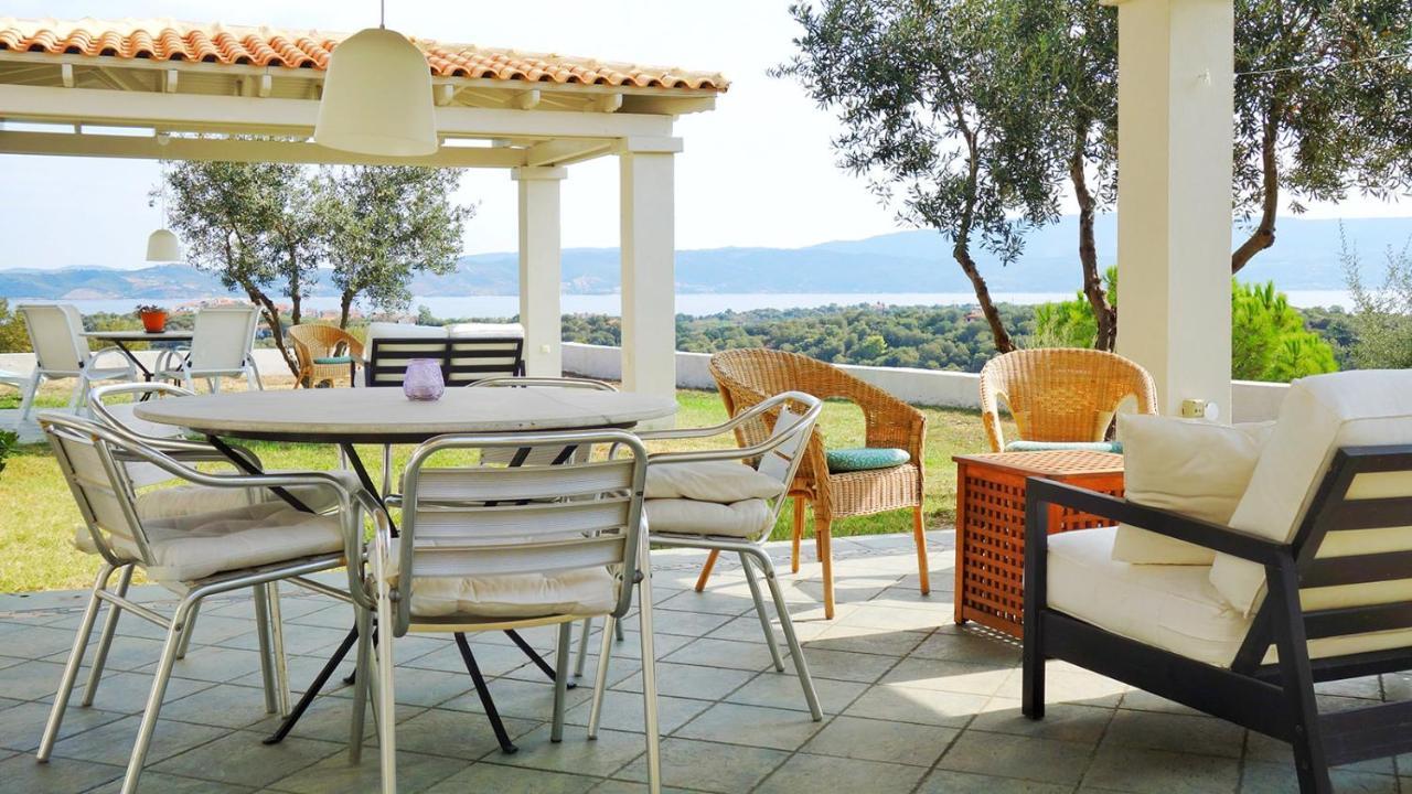 Olive Bay Hilltop Apartments Đảo Amolianí Ngoại thất bức ảnh
