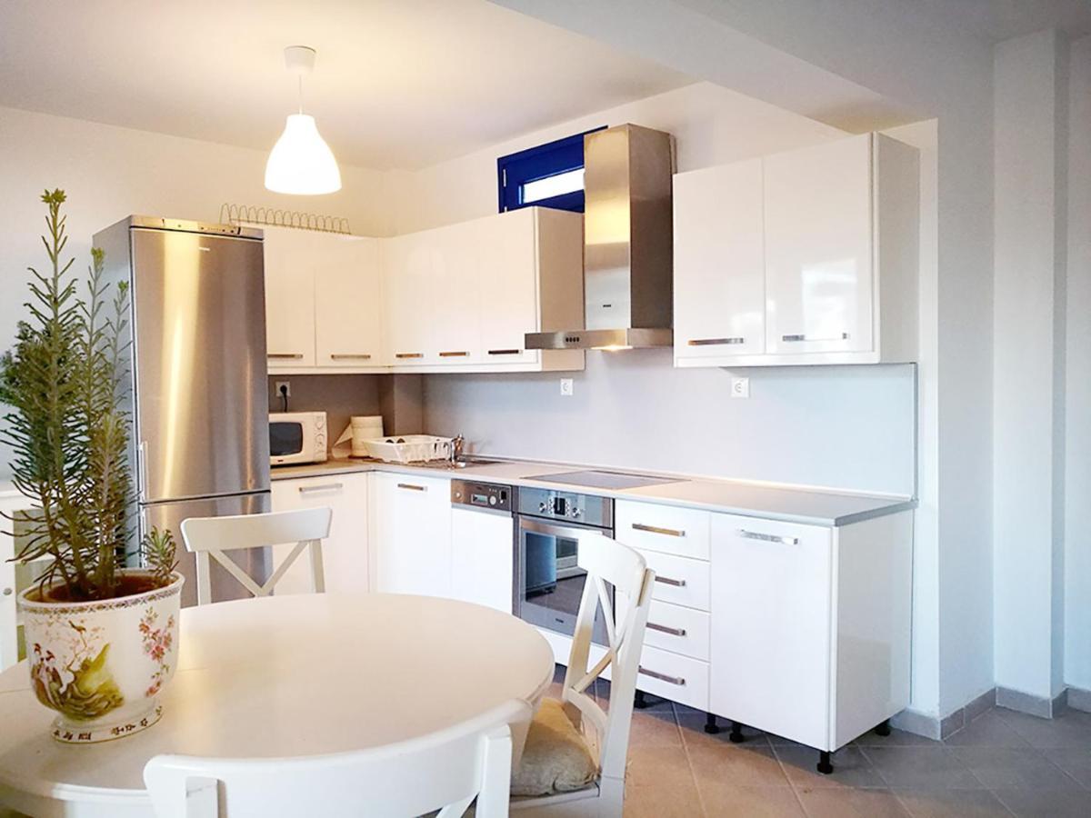 Olive Bay Hilltop Apartments Đảo Amolianí Ngoại thất bức ảnh