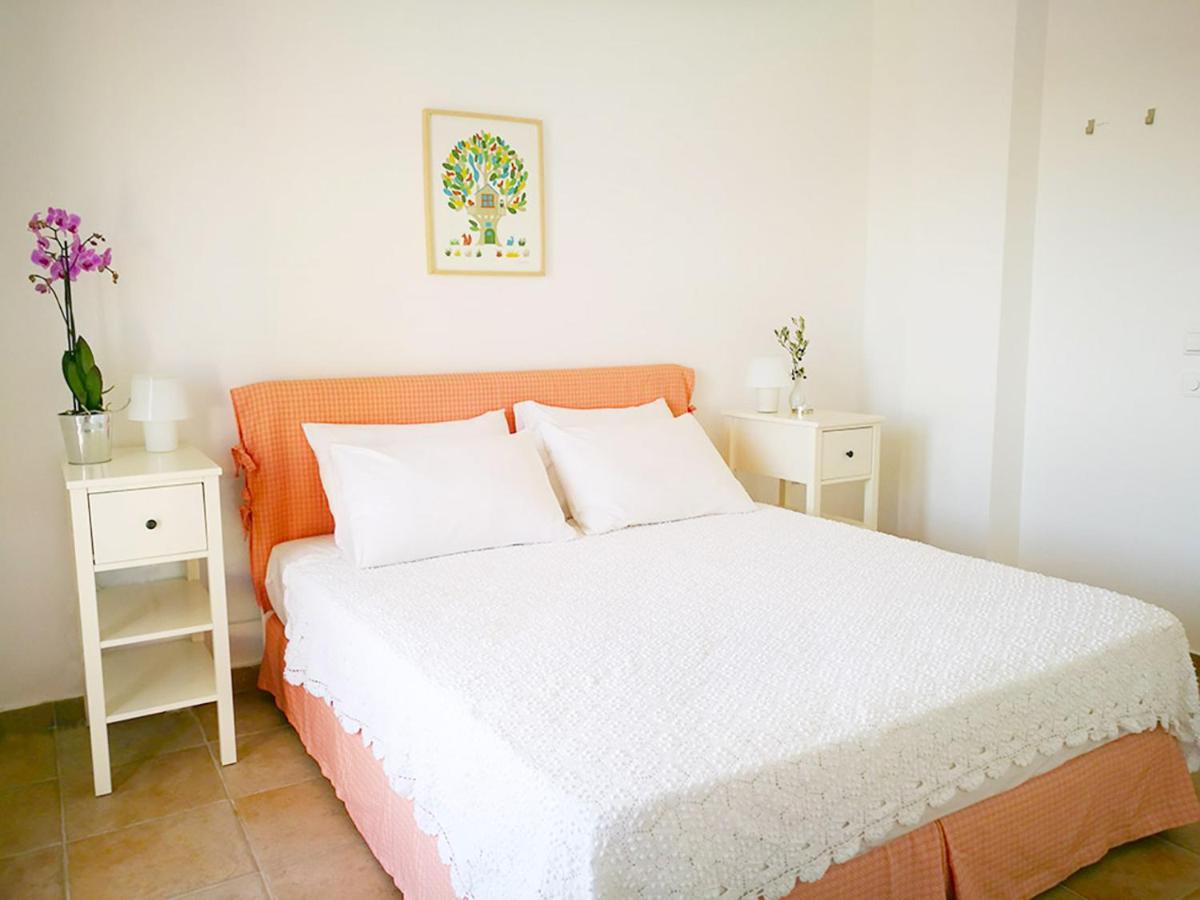 Olive Bay Hilltop Apartments Đảo Amolianí Ngoại thất bức ảnh