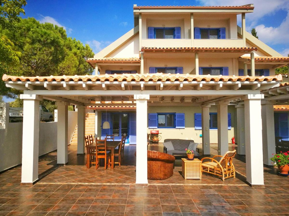 Olive Bay Hilltop Apartments Đảo Amolianí Ngoại thất bức ảnh