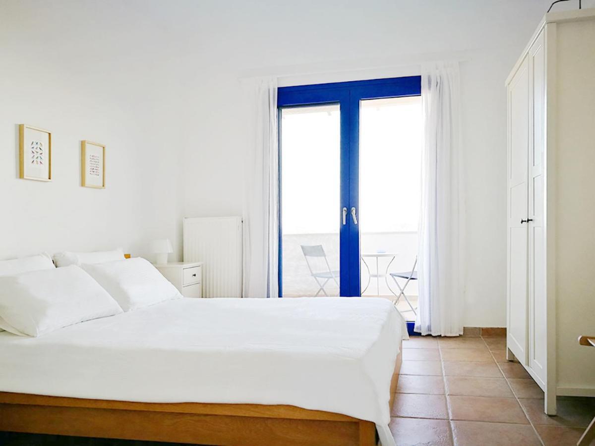 Olive Bay Hilltop Apartments Đảo Amolianí Ngoại thất bức ảnh